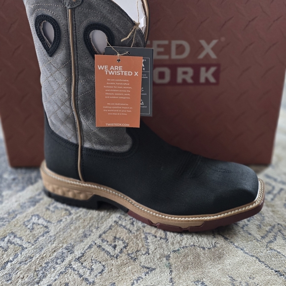 Twisted X Men's Black and Gray Boots - Picture 1 of 7